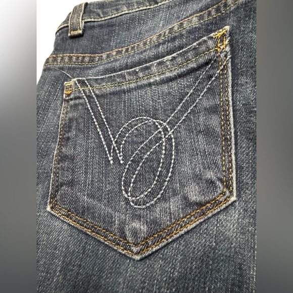 Bebe Vintage Denim Bermuda Shorts Size 26 Decorative Buttons Sailor Pant Y2K - Picture 10 of 12